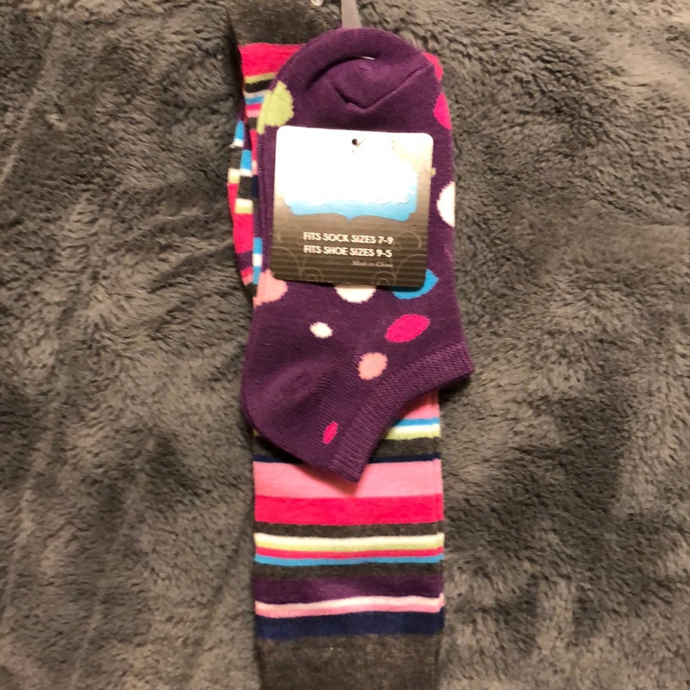 Short and knee highs sock pair